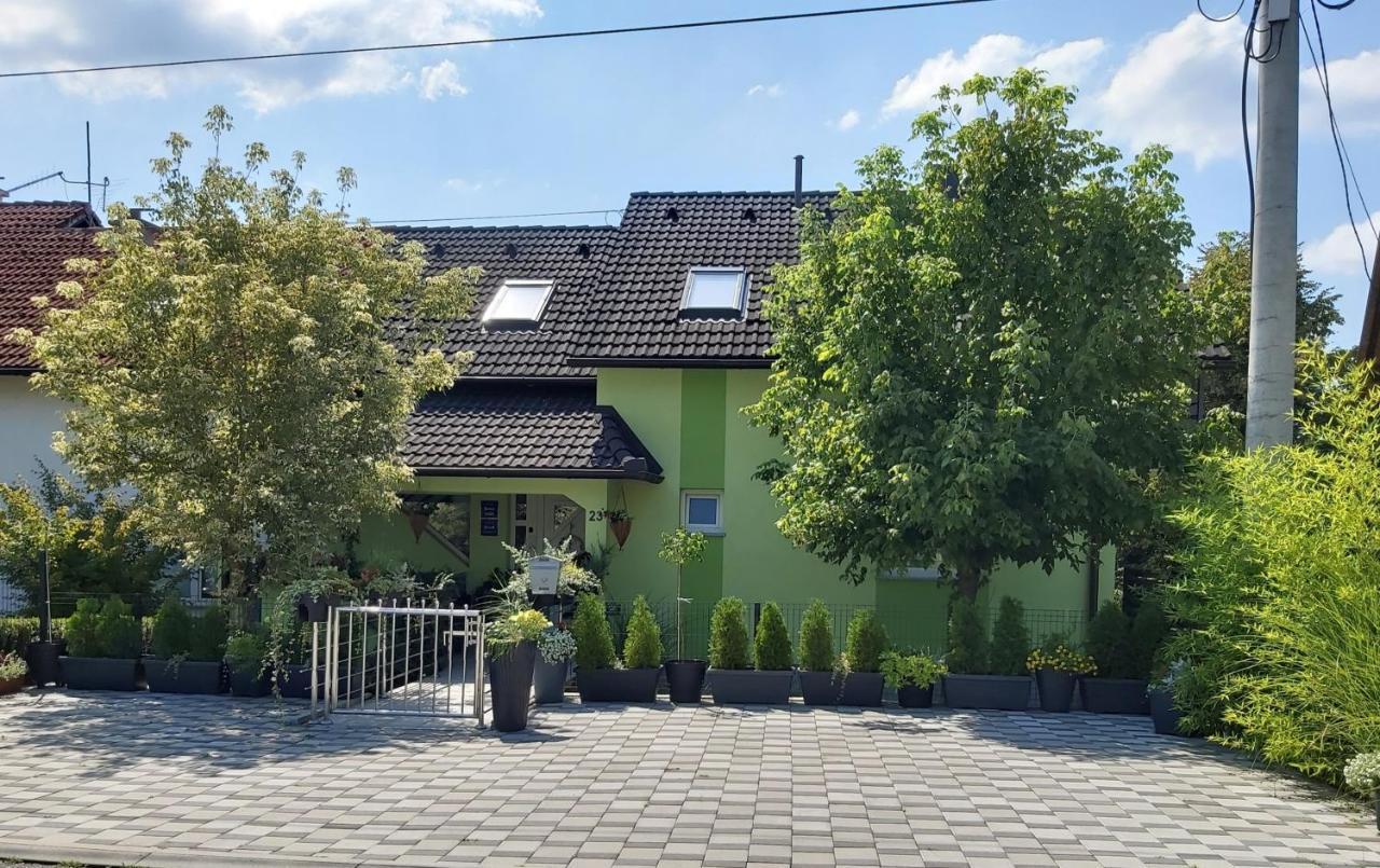 Studio Apartman Grizzly Slunj Eksteriør billede